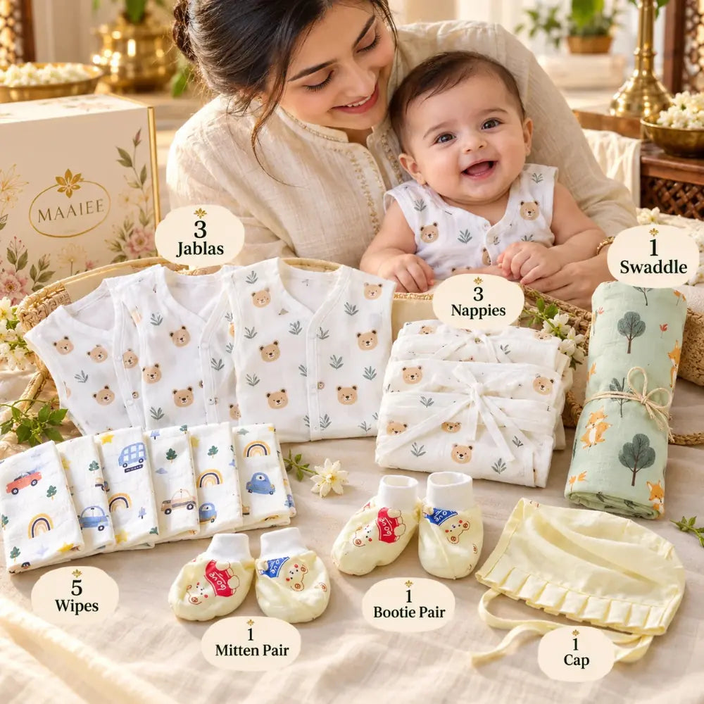 Pehla Tohfa Newborn Gift Hamper – 15-Piece Muslin Clothes Set